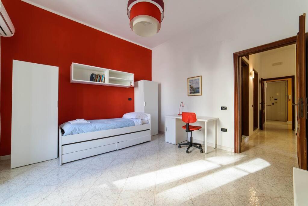 Casa Vacanze “In Centro” Салерно Екстер'єр фото